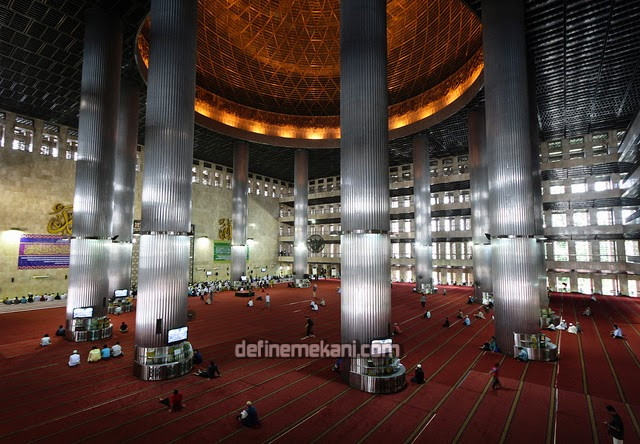 İstiklal Camii, Cakarta, Endonezya - 3.jpg