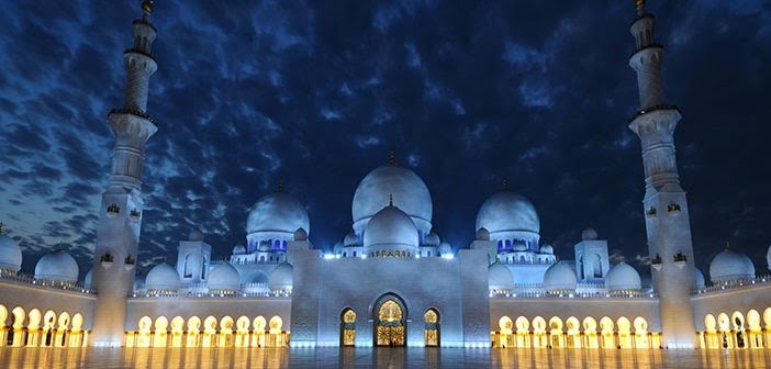 Berat Kandili Nedir? Berat Gecesinin Önemi ve Fazileti Berat Kandili Nedir? Berat Gecesinin Önemi ve Fazileti